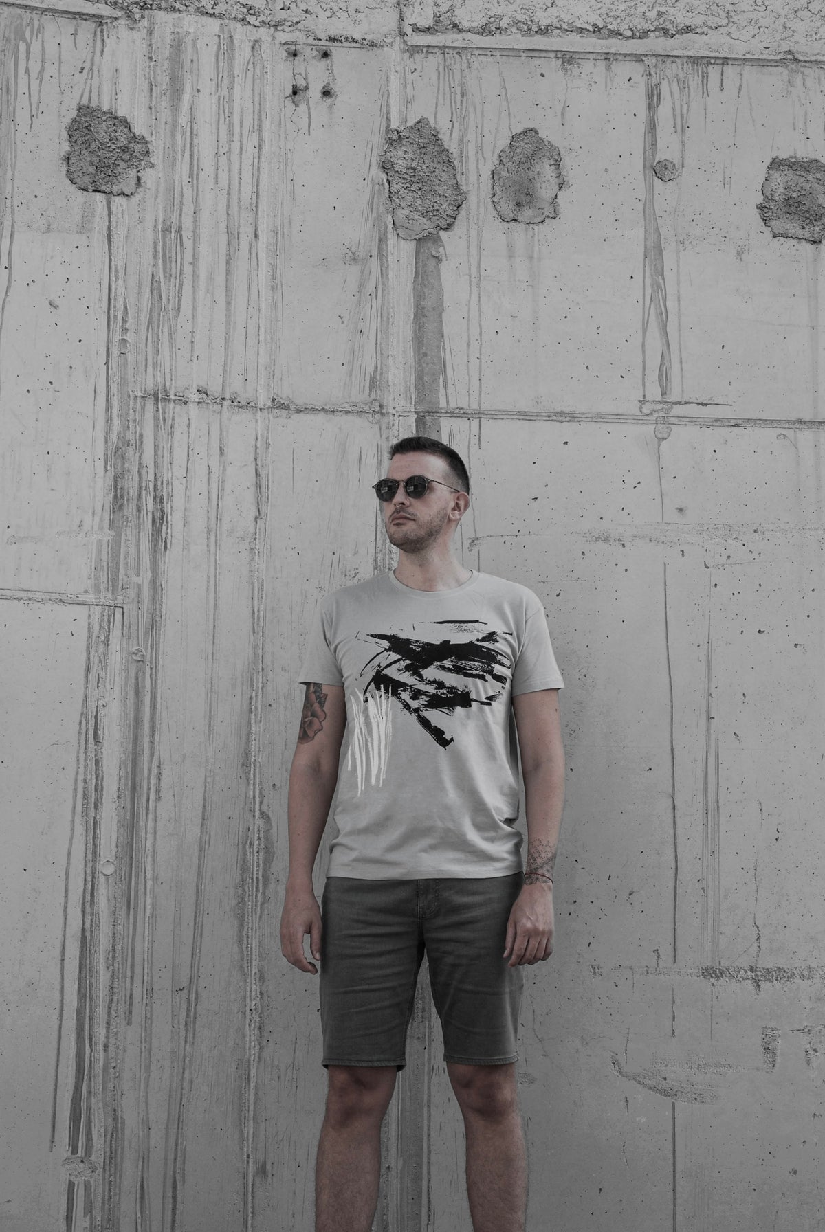 GREI T-SHIRT