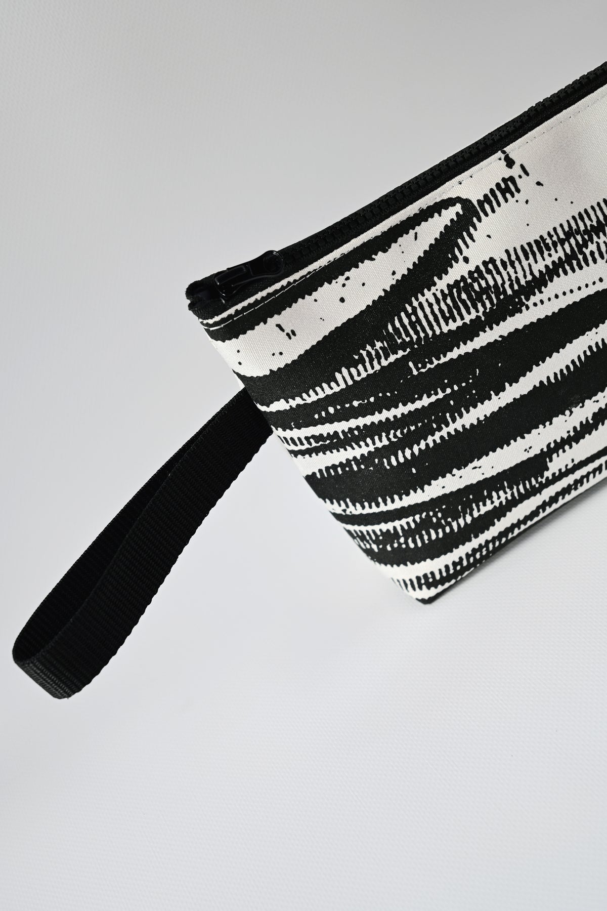 GREI ZIPPER BAG