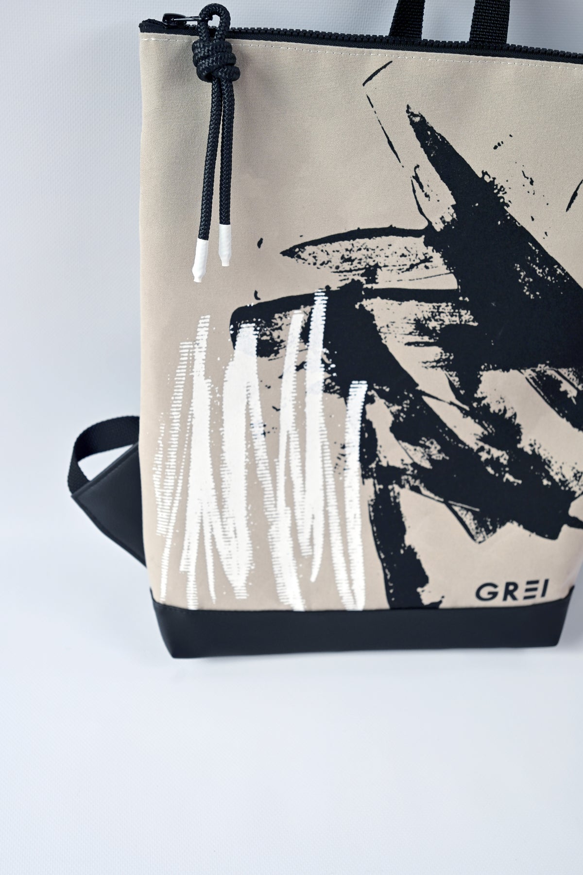 GREI BACKPACK